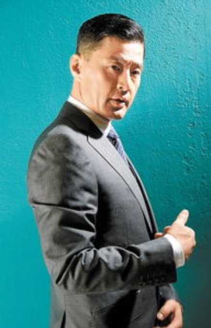 回顾老戏骨于荣光出道41年0绯闻为何到了63岁妻子跟他离了婚