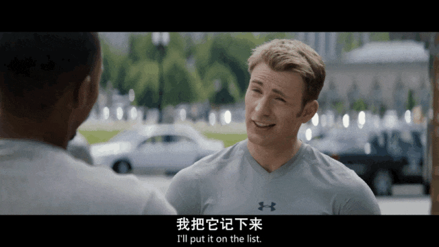 面对已是耄耋之年,身患失智症的挚爱佩姬,他仍像当年一样宠溺,心里