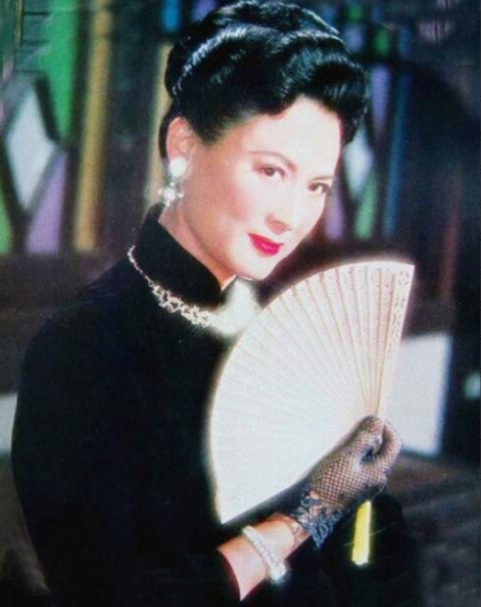 回顾乌鸡国王后向梅那唯一亏欠过的人才是成就她的贵人