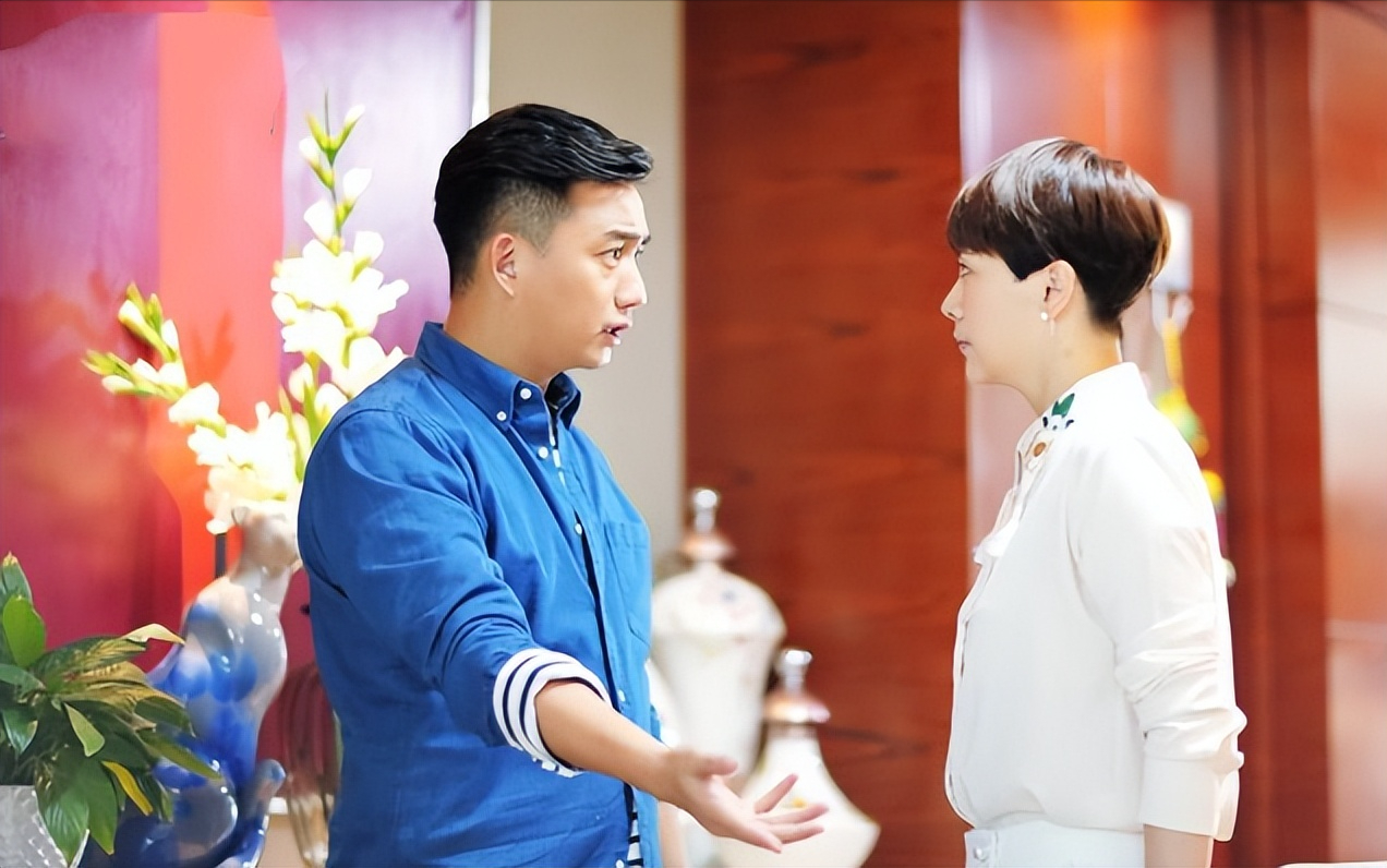 回顾演员海清25岁嫁海归高中同学紧抱黄磊大腿她才是人间清醒