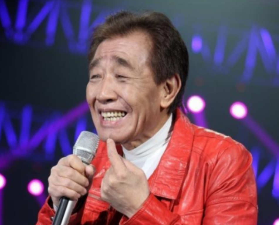 回顾张帝三婚小33岁的女儿闺蜜为妻