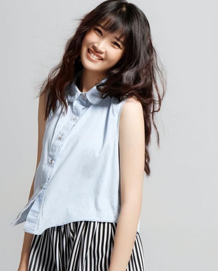 回顾女星奚望在继父刘之冰的支持下任性离婚如今对不起孩子