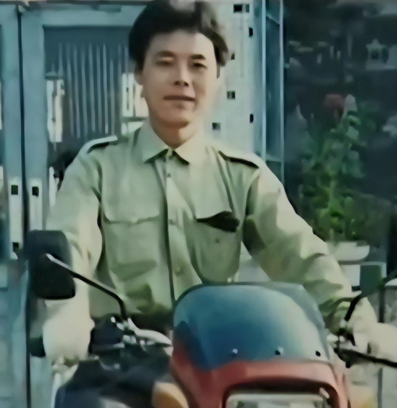 2006年辽宁50岁老汉做变性手术妻子与他姐妹相称女儿叫他姑姑