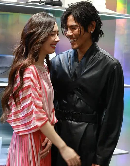 回顾向佐7次恋爱全被向太拒之门外嫁进他家的门槛到底有多高