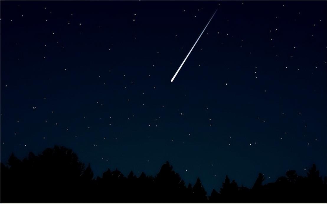 回顾贵州女孩5年捡400多公斤陨石拒天价收购后任陨石馆馆长