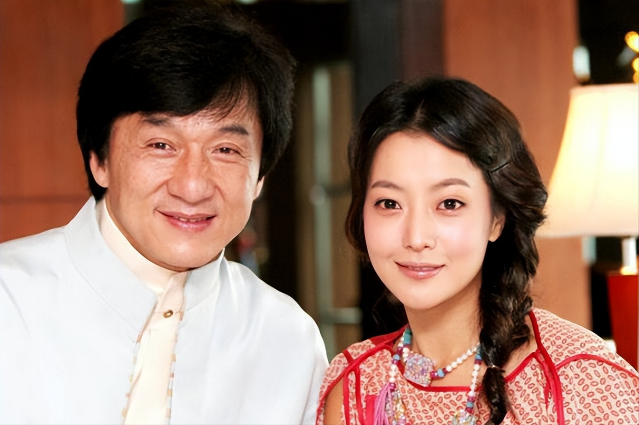 回顾金喜善嫁入豪门一夜坐拥千亿靠一脸甜笑迷倒南韩太子爷