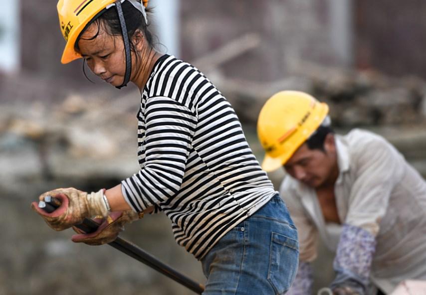 回顾模范丈夫谭克军妻子病重后捐肾救命体检却发现双肾齐全