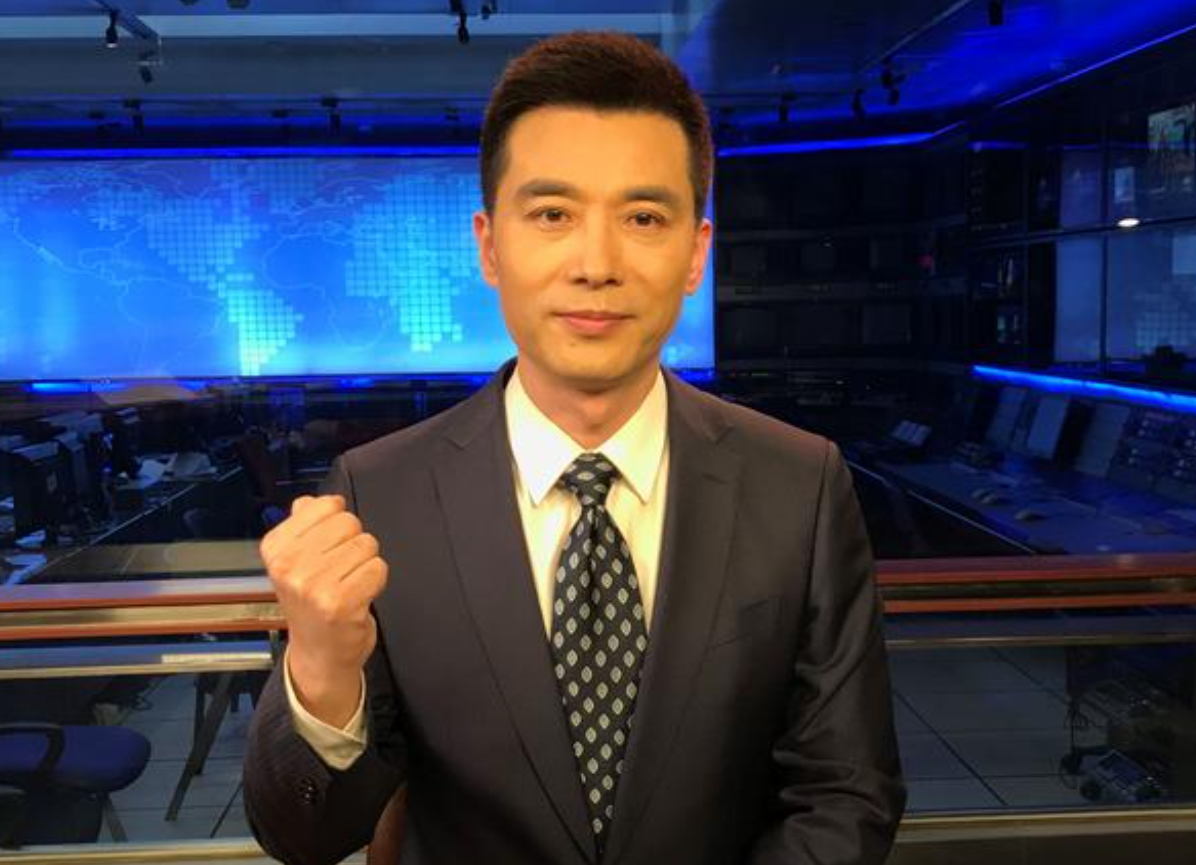 回顾央视主播郭志坚27岁进央视工作25年妻子身份至今是谜