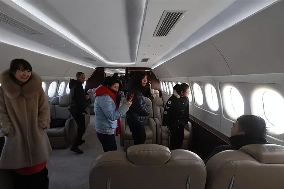 回顾辽宁农民自费300万图纸成山耗费3年1比1复刻造出a320大飞机