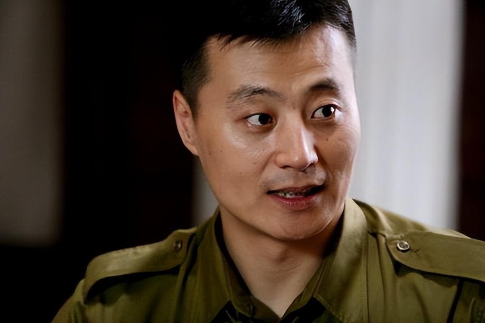 回顾任程伟她陪我住7年地下室没车没房就结婚成名后哪敢抛弃