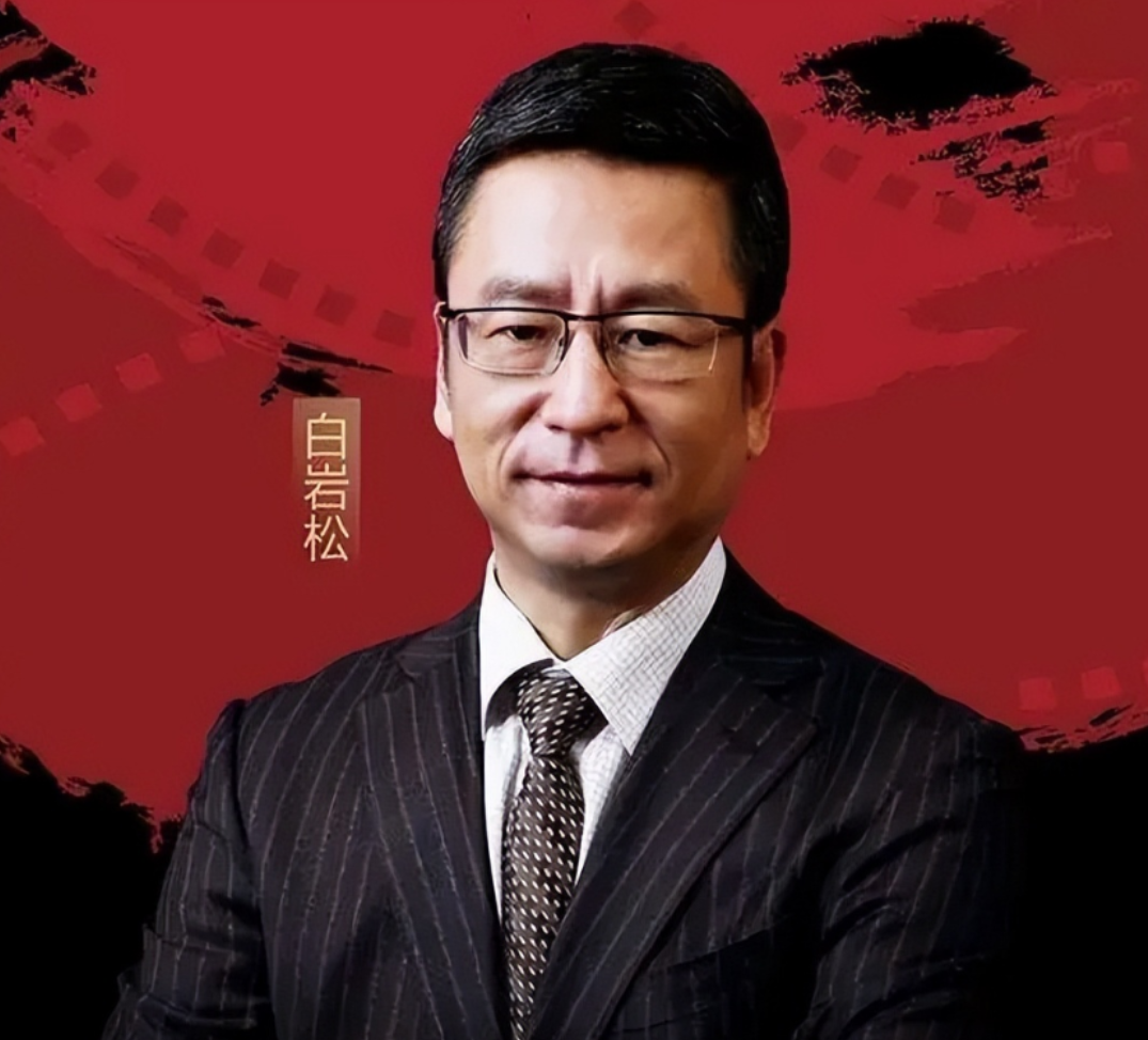 回顾央视主播白岩松与妻子相伴30年被病痛折磨如今成这样