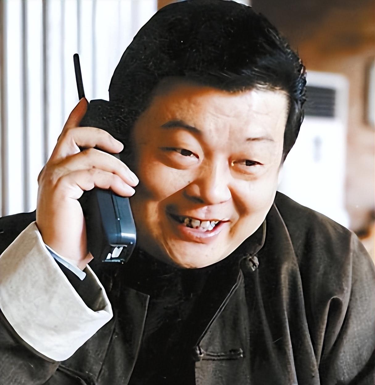 回顾多年过去了曾说要帮傅彪养儿子的葛优现今履行承诺了吗