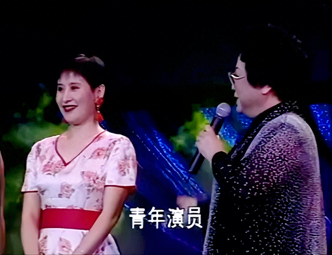 回顾歌唱家远征80年代红极一时离婚后远嫁美国人生现状如何