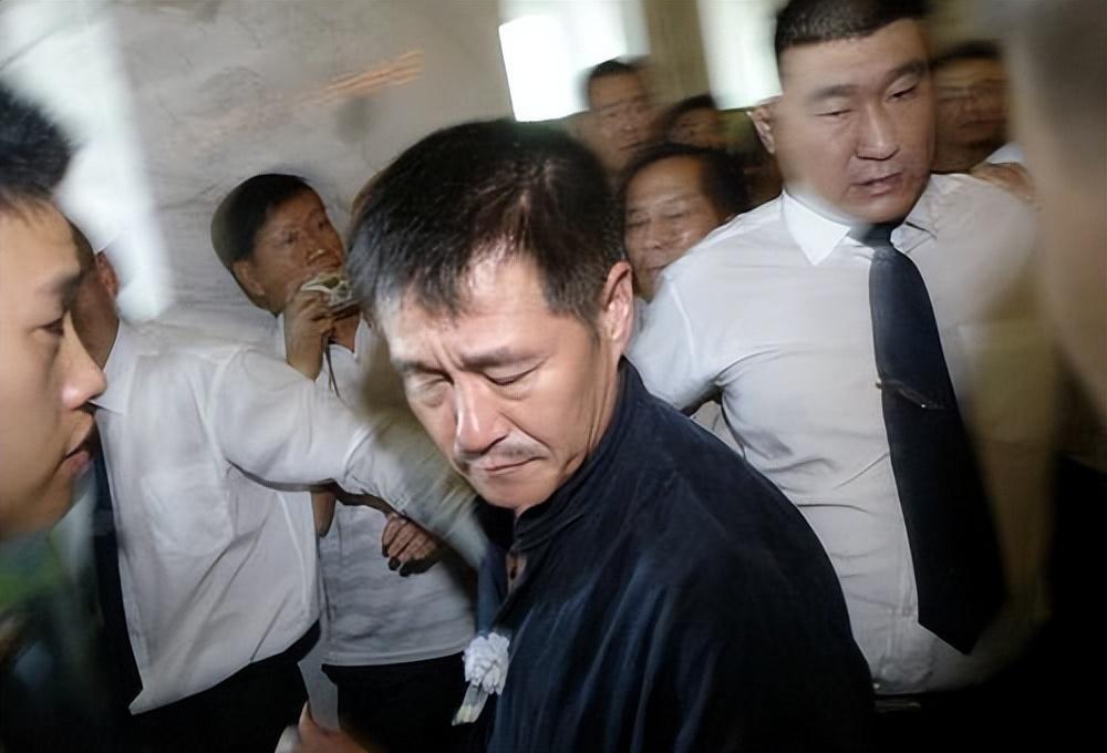 回顾高秀敏和有妇之夫同居14年去世17年后女儿发文悼念