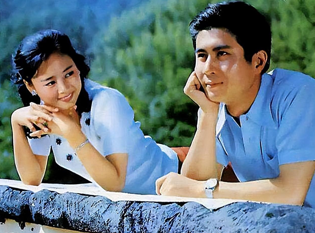 回顾老戏骨张芝华感谢郭凯敏的满脸嫌弃才成全了我如今的幸福