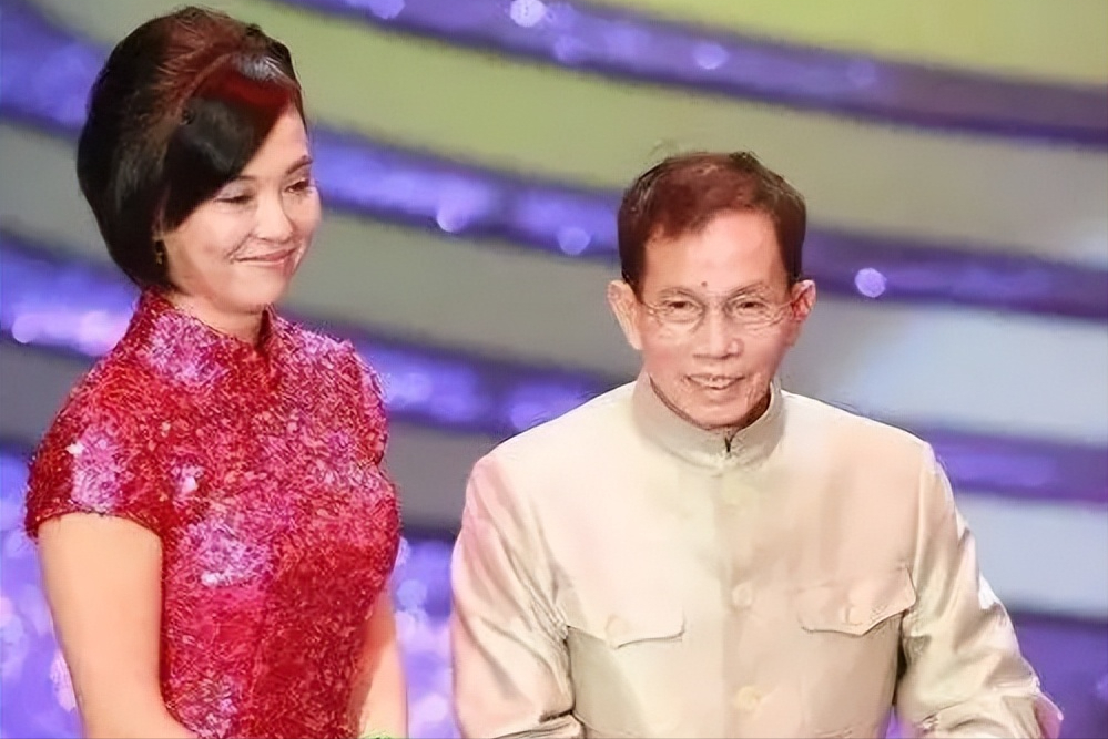 回顾翁静晶声讨成龙偷情致上司坠亡将双面尼姑拉下马