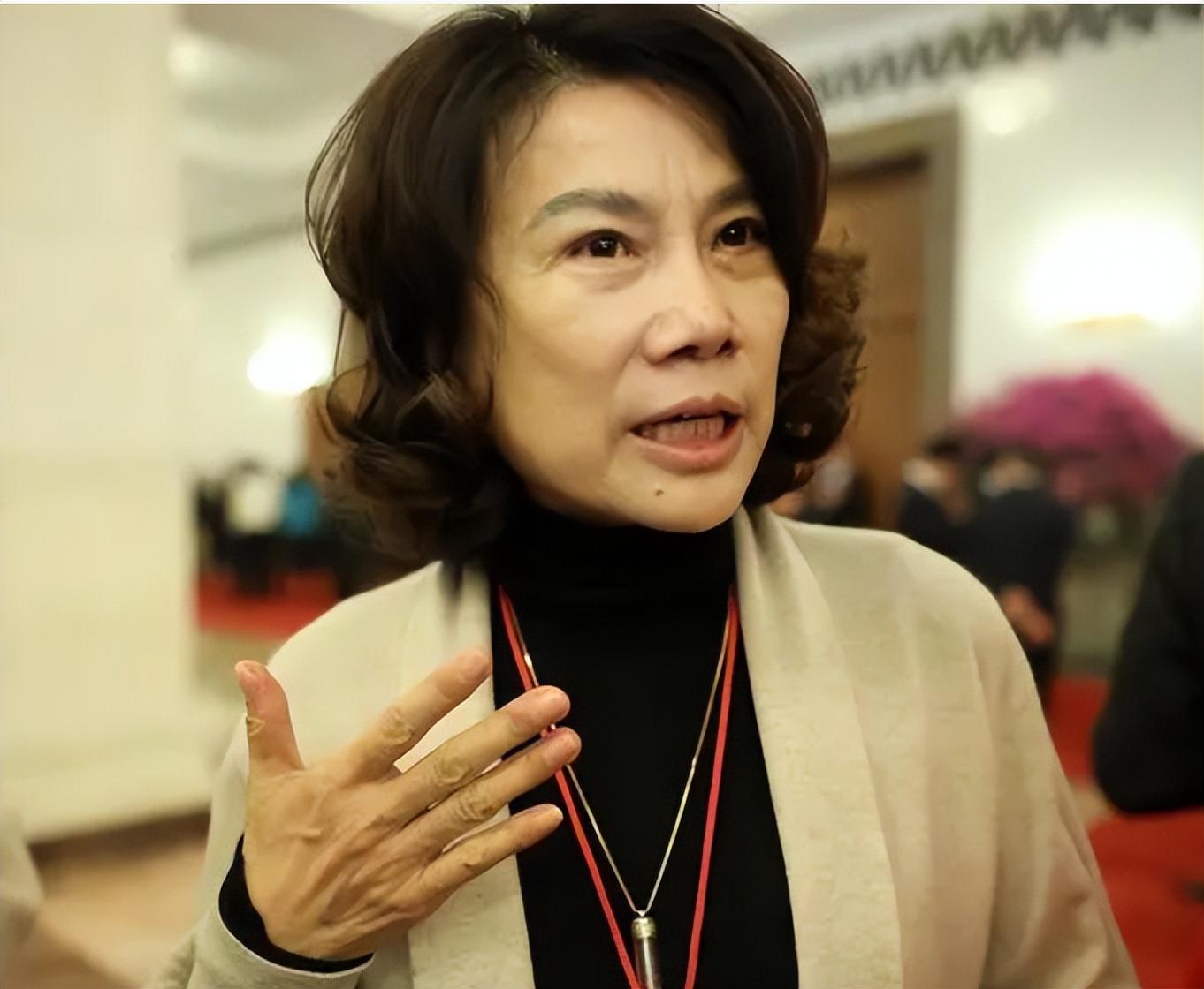 回顾福布斯中国杰出商界女性孟晚舟第二董明珠第九宗馥莉第几