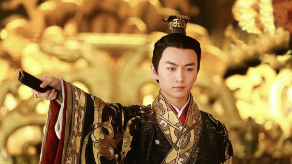 汉昭帝上官皇后皇后圈多项纪录拥有者父母两族皆灭终得善终