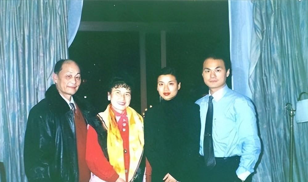 回顾歌唱家张也虽不结婚但不代表没伴侣女人一生不是只有婚姻