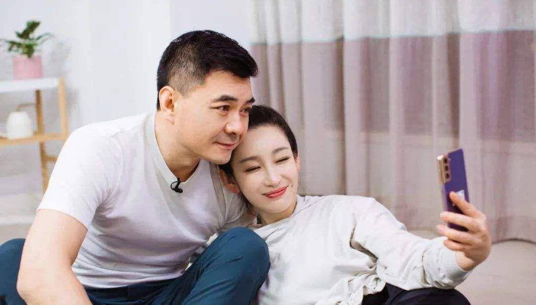回顾秦海璐怀孕时小叔子公公相继去世生娃对婆婆好的亲妈吃醋
