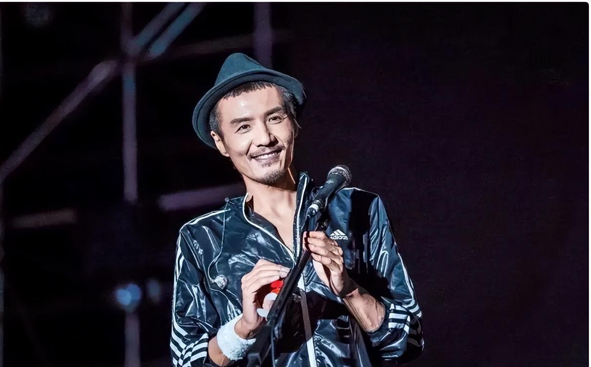 回顾:结婚19年,朴树吴敏菲被屡传离婚,他的婚姻为啥不被看好?