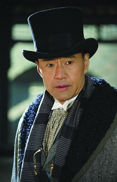 回顾老戏骨于荣光出道41年0绯闻为何到了63岁妻子跟他离了婚