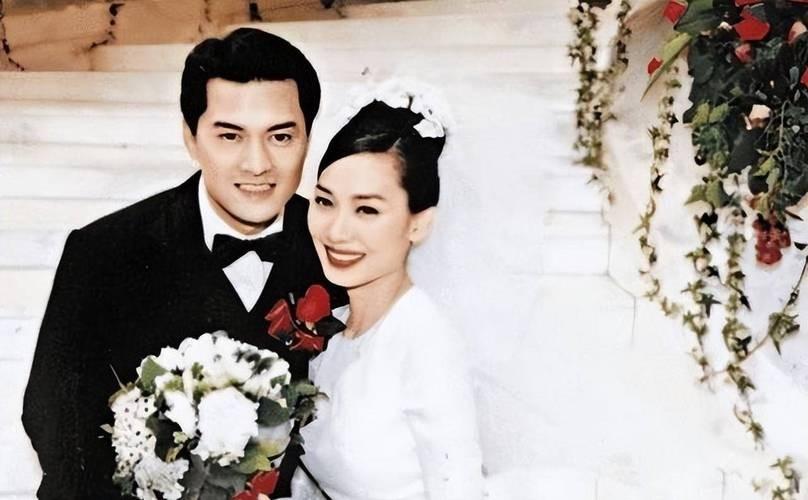 回顾杨小娟嫁三婚演员吕良伟婚后生一子现在过得幸福美满