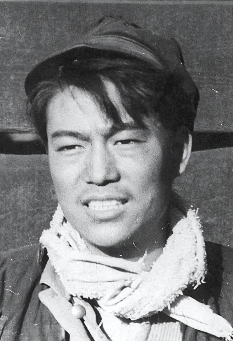 回顾著名演员于洋晚年痛失导演儿子他将歌唱家儿媳当女儿