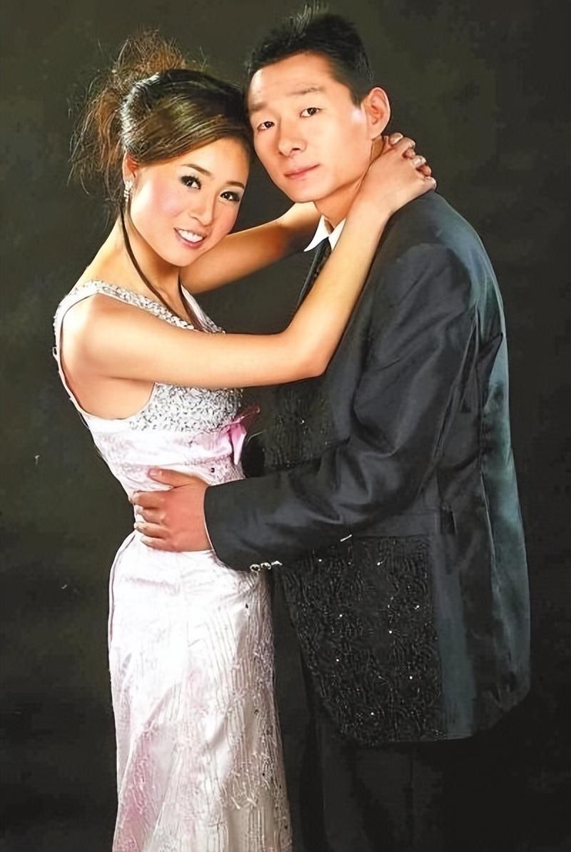 2009年女友因车祸智力变3岁军人执意娶回家现在过得如何