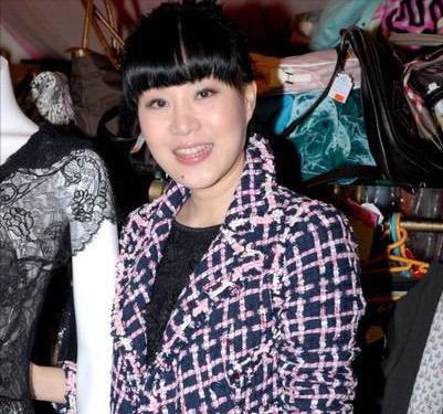 回顾吕良伟十年龙套无人问一朝尬舞天下闻三婚也很幸福