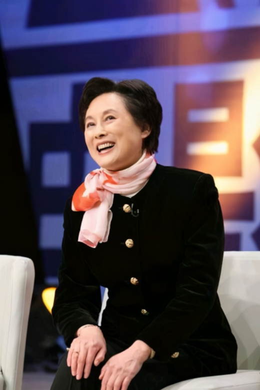 回顾乌鸡国王后向梅那唯一亏欠过的人才是成就她的贵人