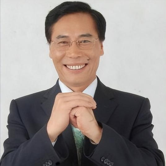 回顾笑林广播电台笑林离世已8年遗孀的选择让人动容