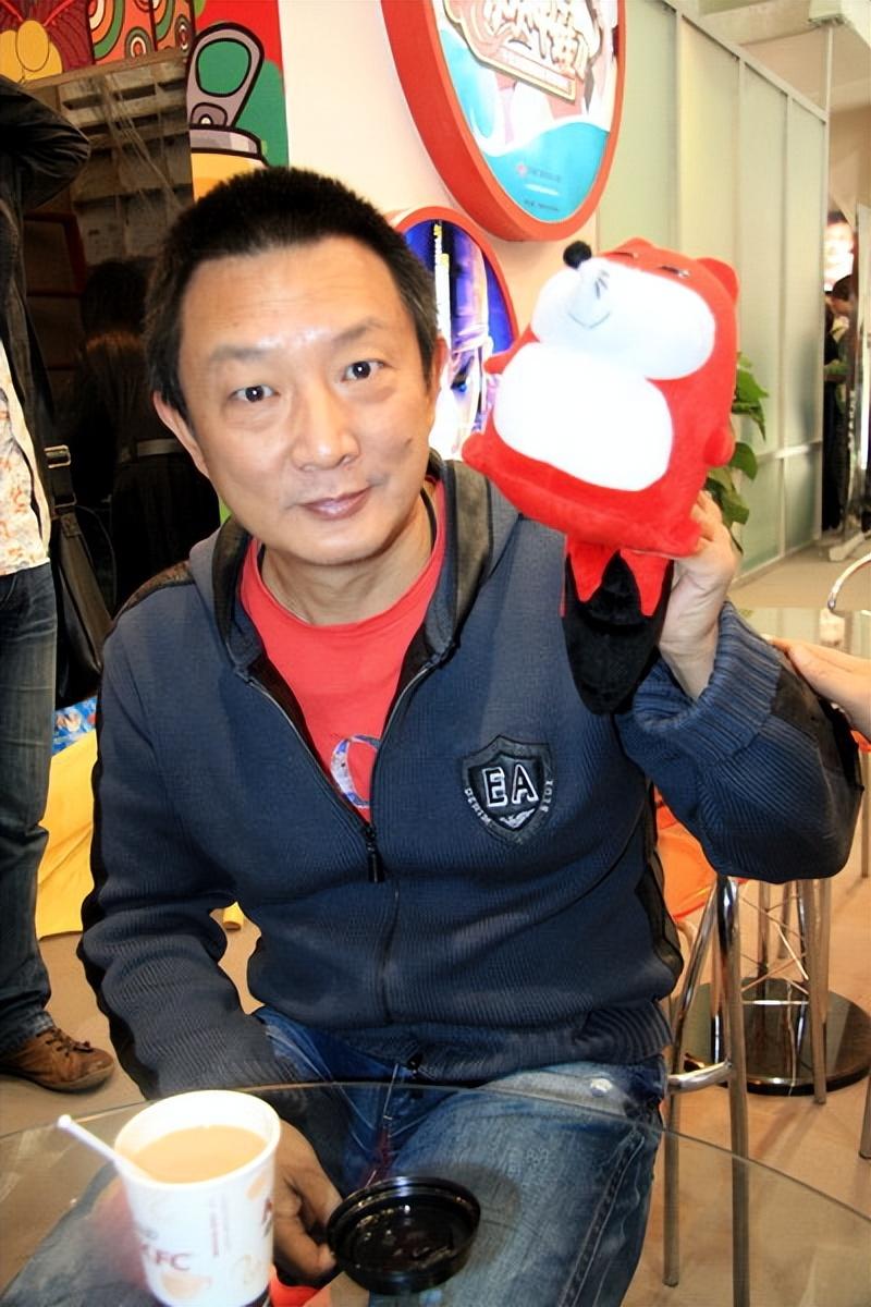 回顾著名导演张黎5婚5离如今的我不敢老去还要照顾老母亲