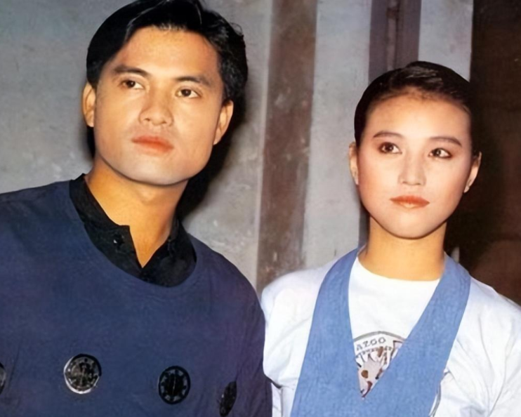 回顾杨小娟嫁三婚演员吕良伟婚后生一子现在过得幸福美满