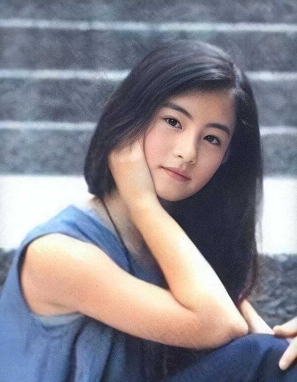 回顾张柏芝30年没有空窗期真心却给了那个抛弃她的谢霆锋