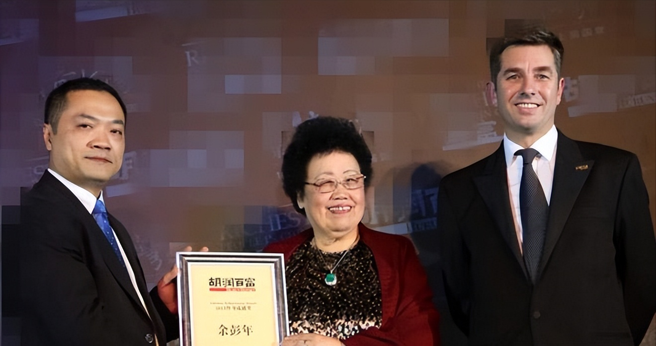 回顾富婆陈丽华娶小11岁的唐僧结婚33年却从未叫对方名字