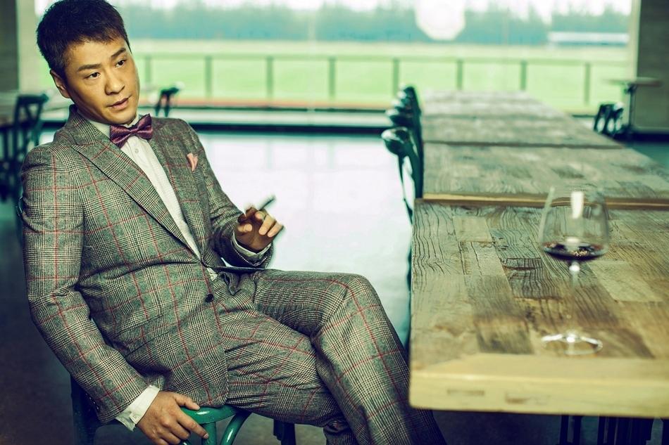 回顾连奕名成名后抛妻弃子净身出户娶杨若兮前妻红了他糊了