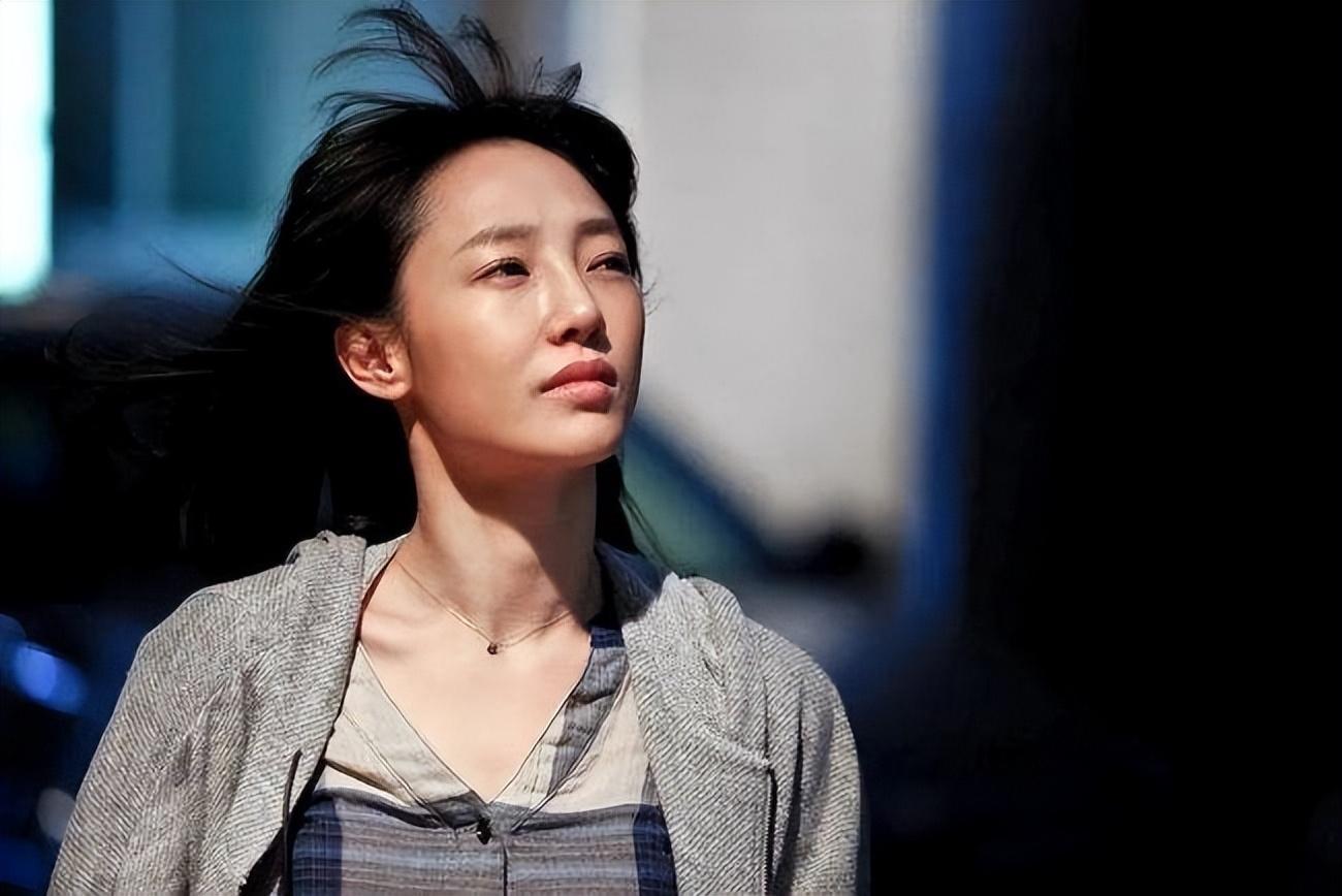 回顾白百何被冤枉不辩解蛰伏6年复出她的反击真是悄无声息