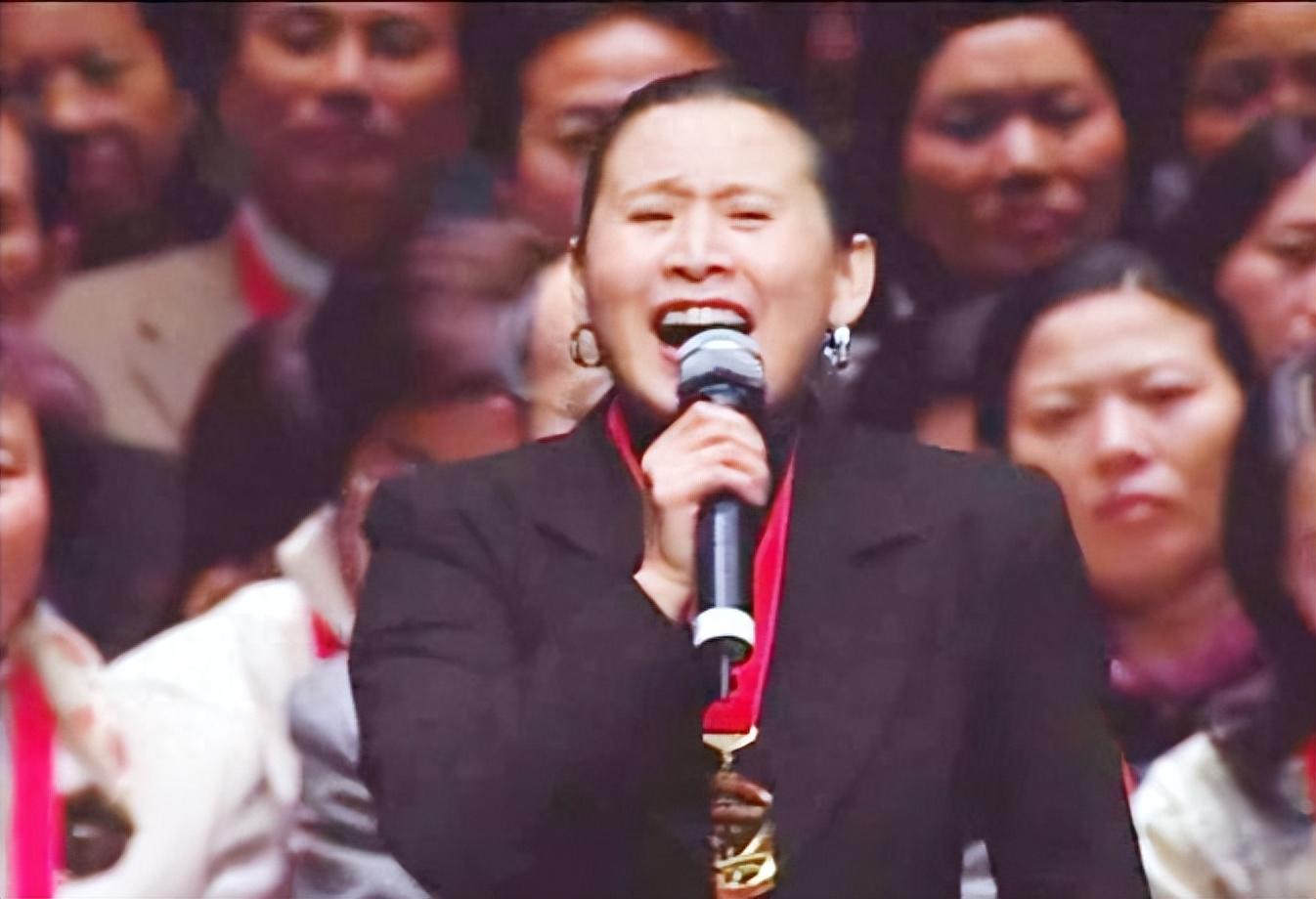 回顾歌唱家远征80年代红极一时离婚后远嫁美国人生现状如何