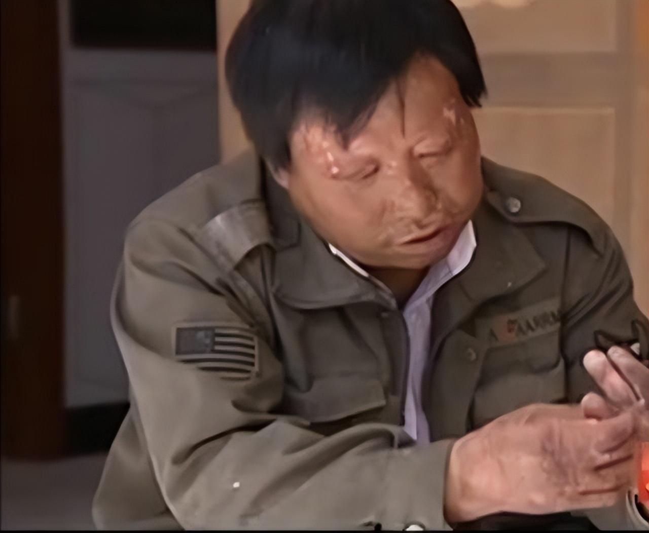 虽然他不曾后悔冒死救祁忠文,可是祁维疆偷偷离开的做法还是让他很长