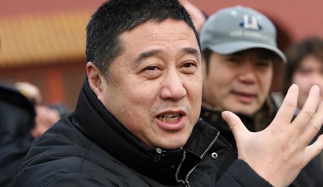 彼时在业内已有名气的叶大鹰在一次选角中见到了梅婷,于是便邀请其