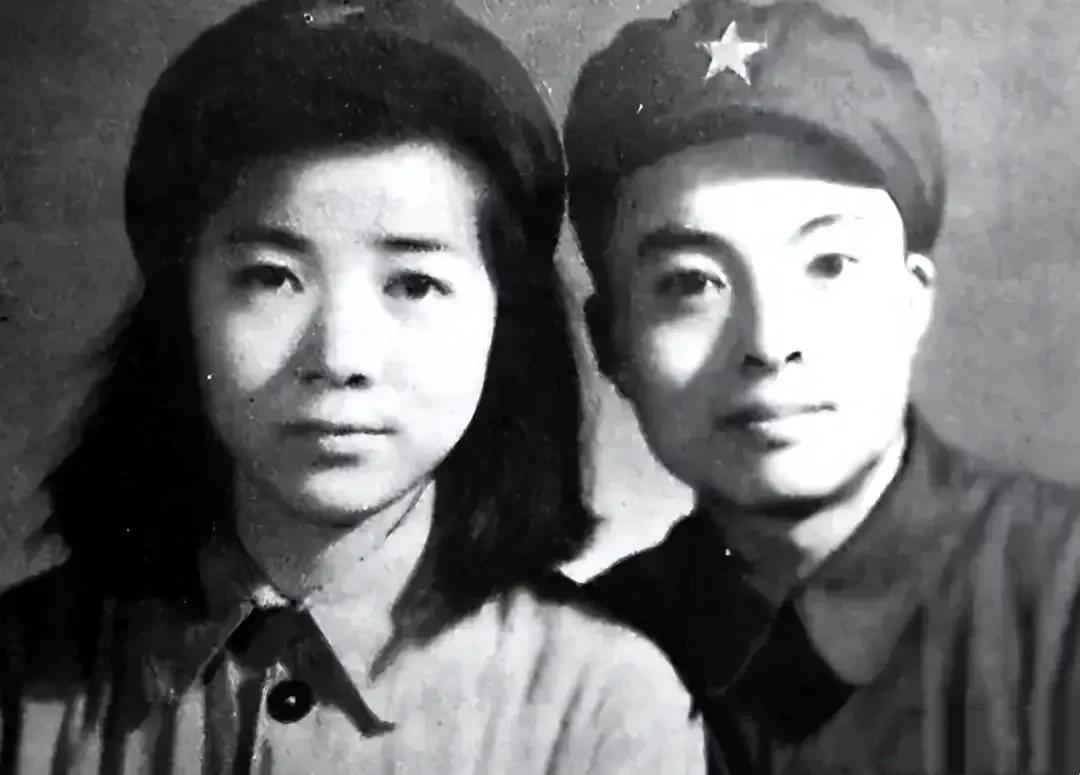 回顾田华与初恋丈夫爱一生儿子去世当天她为何还去当评委