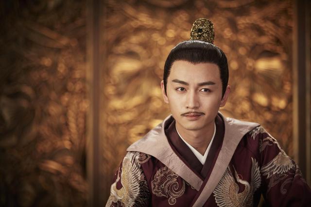 帝王心似海底针扎起人来比较疼