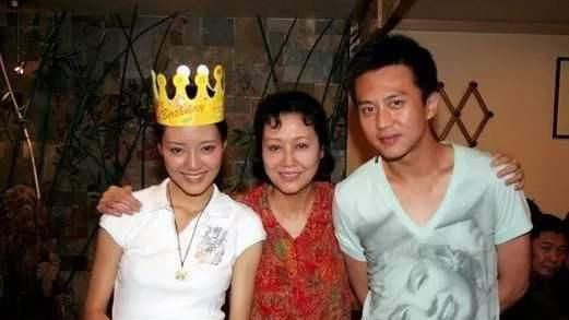 回顾车晓不顾一切与山西富豪闪婚结婚仅2年就离婚今怎样了