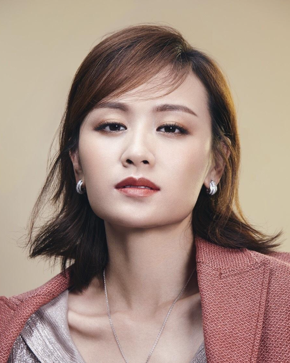 回顾超女叶一茜:23岁嫁给田亮,4年连生2胎,如今还想拼三胎?