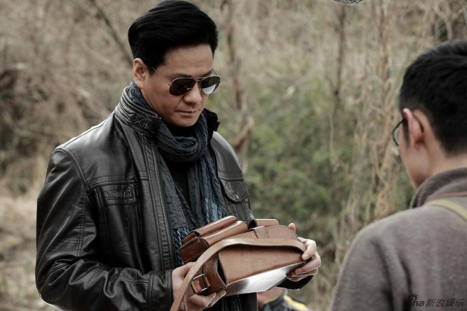 回顾连奕名成名后抛妻弃子净身出户娶杨若兮前妻红了他糊了