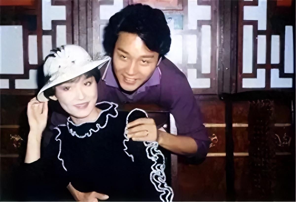 回顾翁静晶声讨成龙偷情致上司坠亡将双面尼姑拉下马