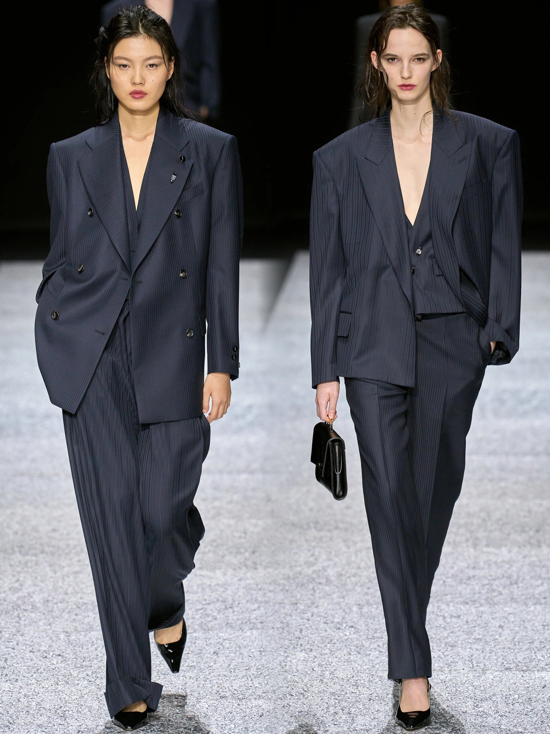 emporio armani秋冬系列  本季秋冬系列以低调而深邃