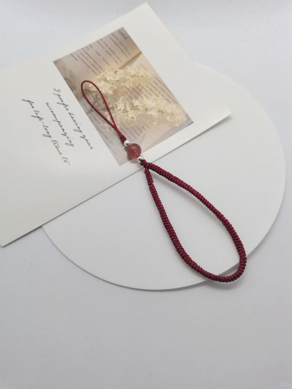 零基础编绳手机链教程来啦!一根线三颗珠,秒变手工达人!