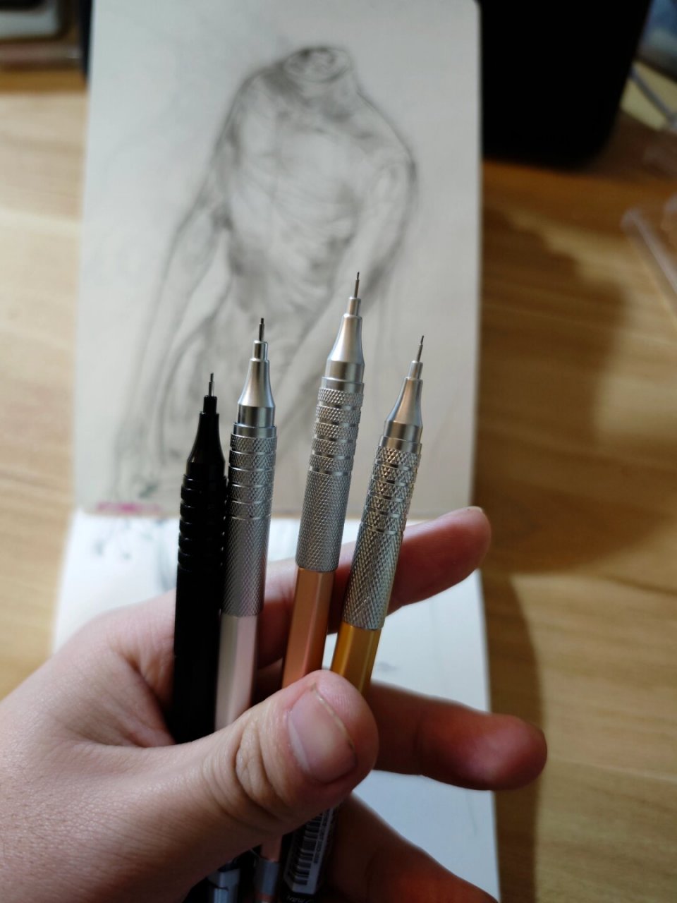 推荐画材|touch mark自动铅笔|  小伙伴们,来给你们分享个我最近的